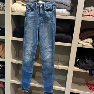 AYR Women's Skinny Jeans in Blue